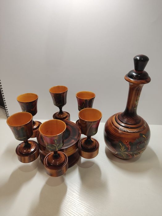 Штофик +6 рюмок СССР.