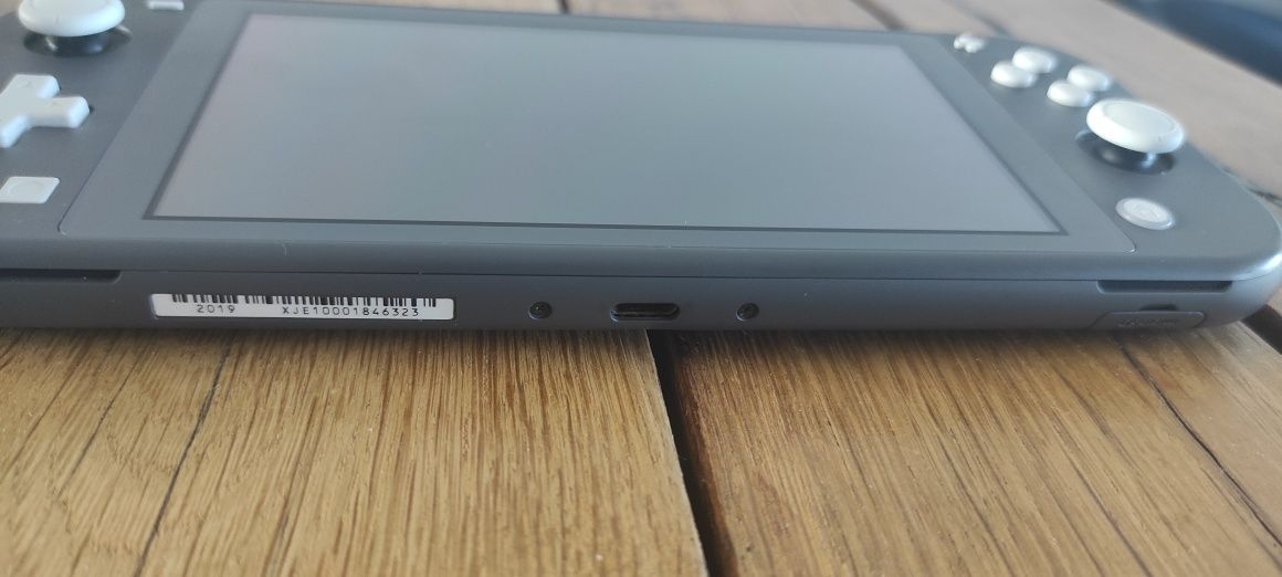 Nintendo Switch Lite
