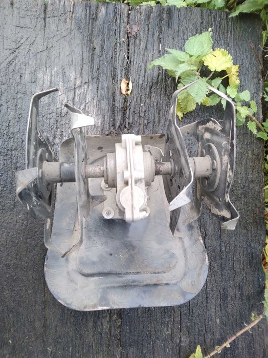 Насадка-культиватор 28*9T для бензокос тримерів.