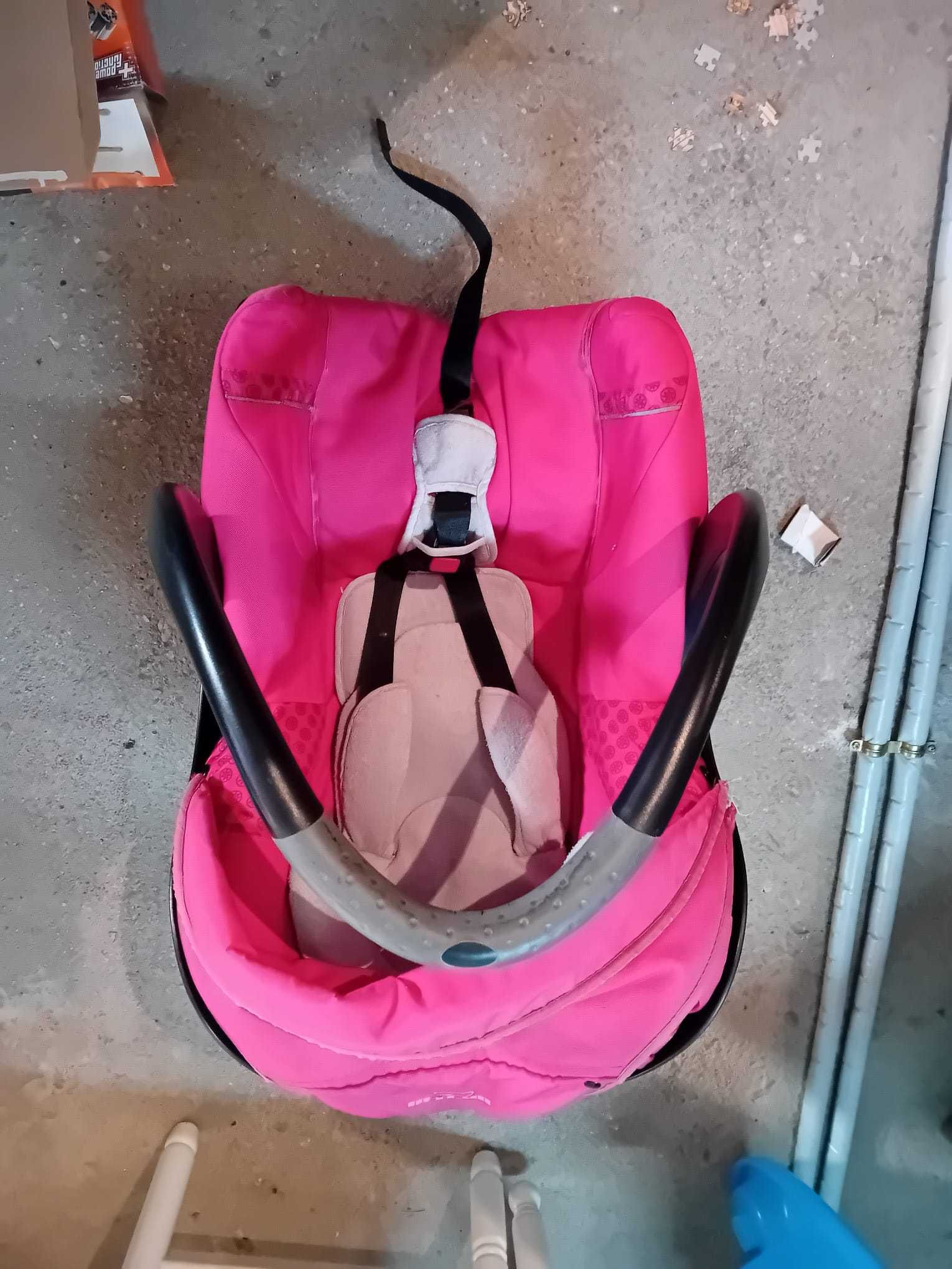 Ovo Bébé Confort Creatis cor-de-rosa + base Isofix