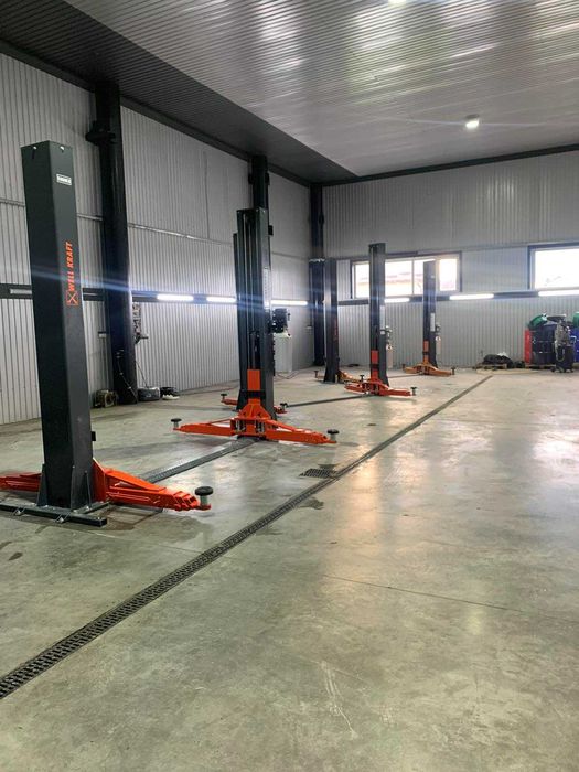Підйомник підіймач авто вантажний ДЛЯ СТО 5,5 т 2150W ДОВГІ ЛАПИ