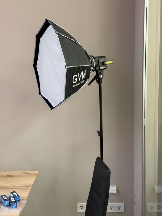 Набір постійного LED відеосвітла GVM P80S-2 80W (5600K) з софт боксом