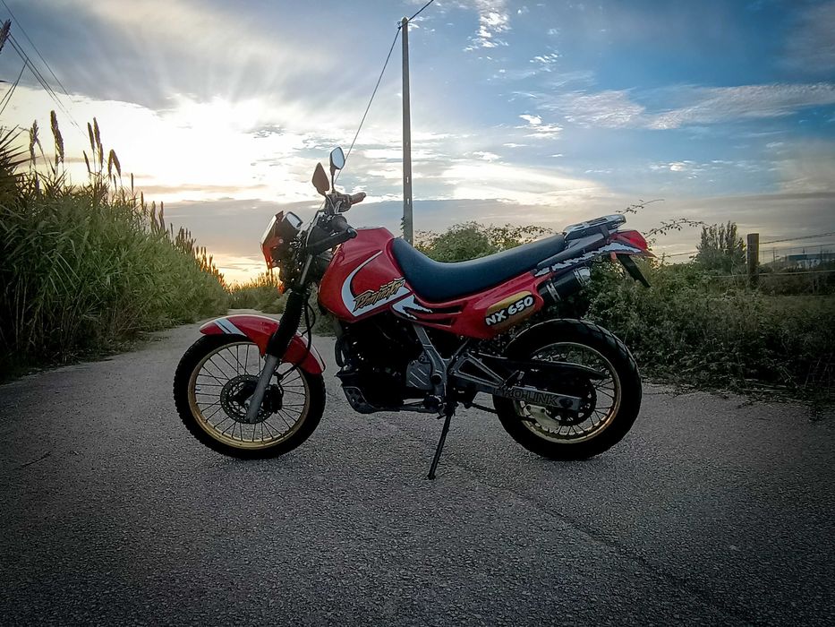 Honda NX650 Dominator 1999 - Versão Off-Road