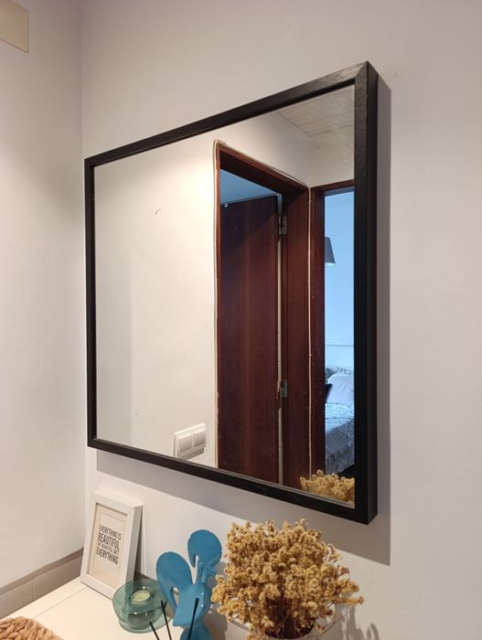 Espelho quadrado em wengue 70x70 cm