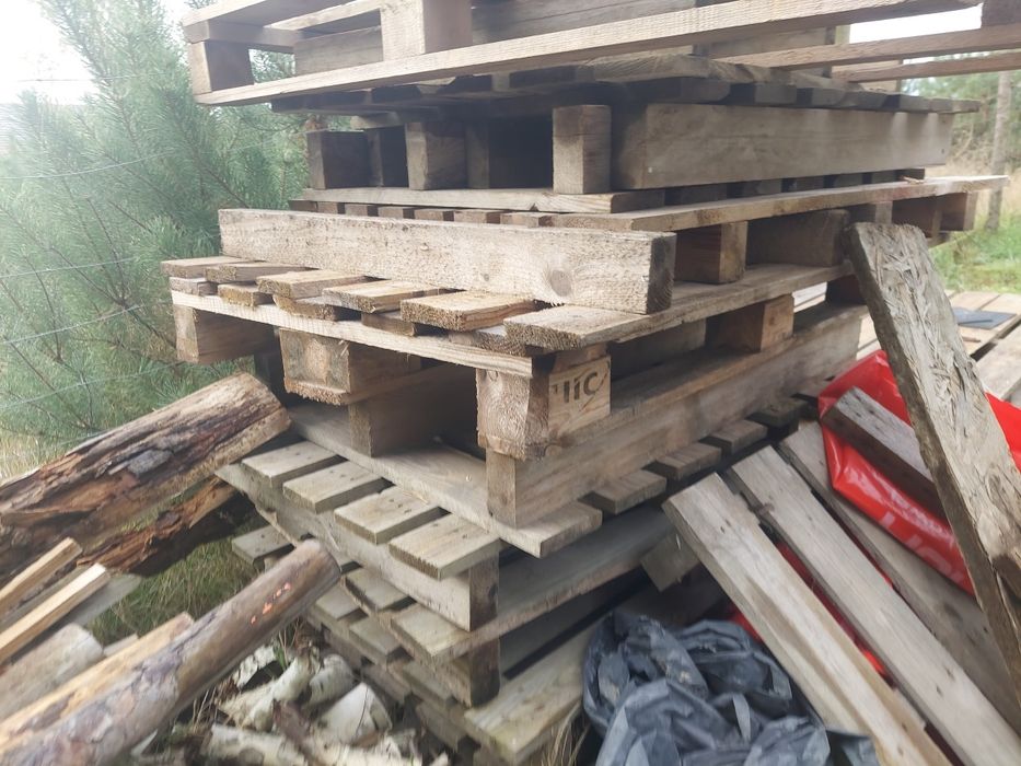 Sprzedam 18 palet drewnianych mix