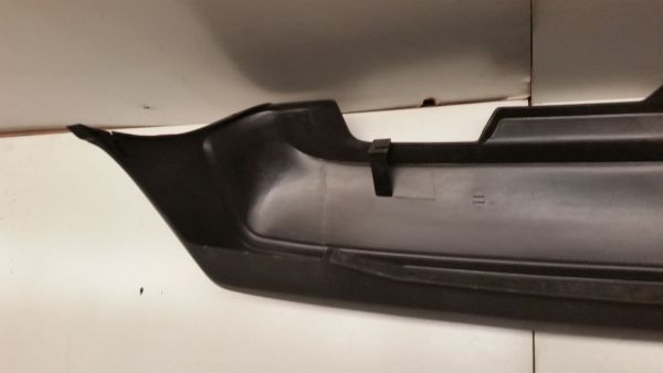 Pára-choques trás FIAT Uno (146_)