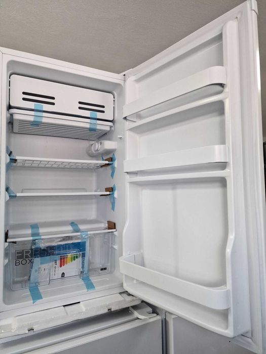Lodówka Midea kompresorowa 12v/24v kamper, przyczepa