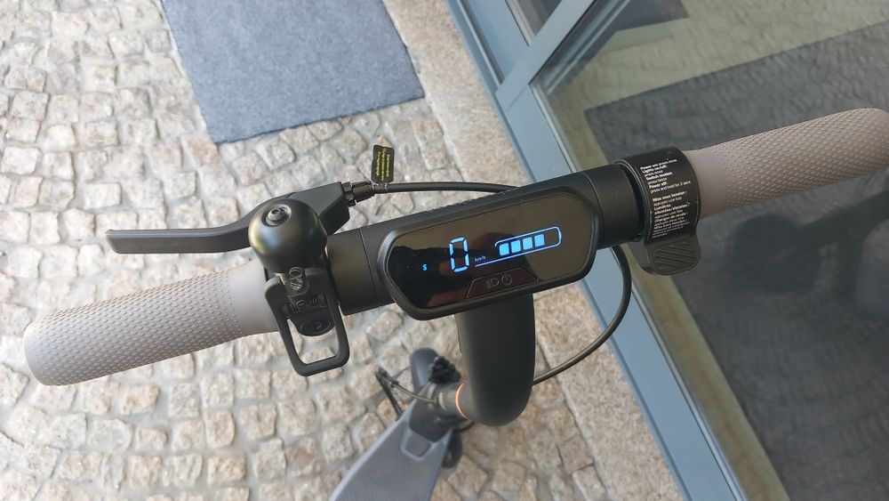 Trotinete Elétrica Segway Ninebot E2