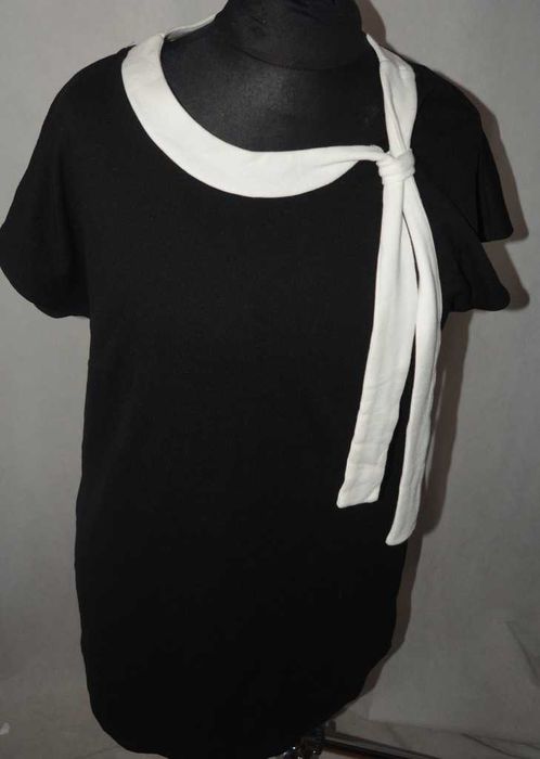 Elastyczna sukienka Alba Moda 44/46