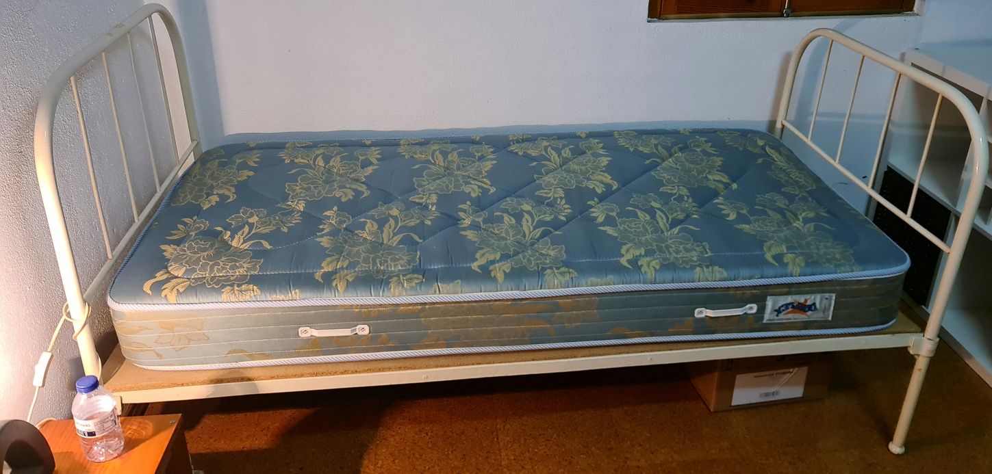 Cama de Solteiro + Colchão