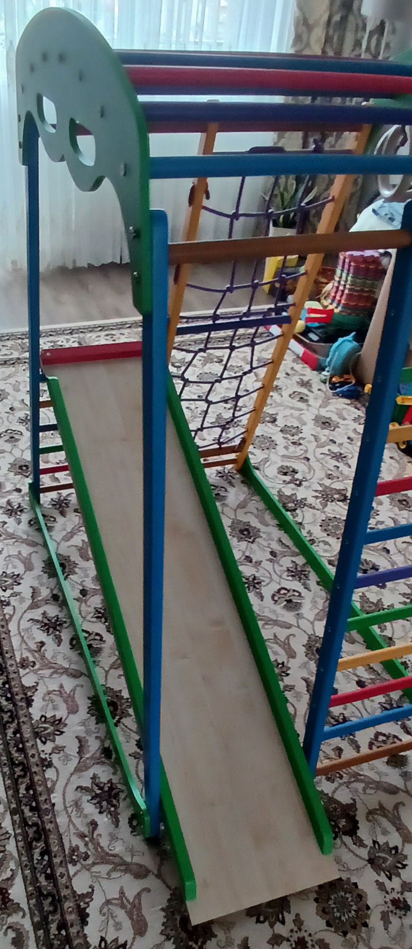 Дитячий спортивний комплекс