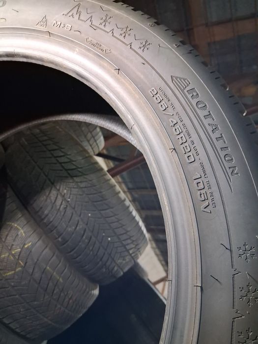 255/45 20 Dunlop Winter 5 шини б/у зима Комплект , пара