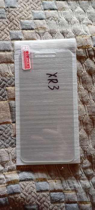 Защитное стекло на Redmi 3S