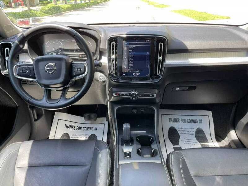 Volvo XC40 T5 Momentum 2019