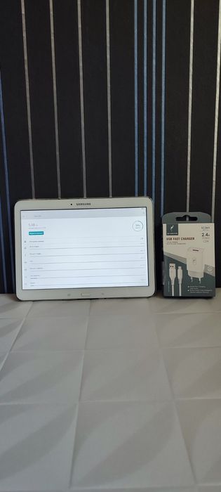 Планшет Samsung Galaxy Tab 10
