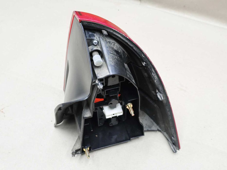 Lampa Lewa Lewy Tył Hatchback CITROEN C5 II LIFT 04-08
