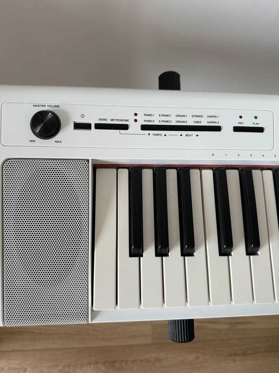 Pianino cyfrowe Yamaha Piaggero NP-32