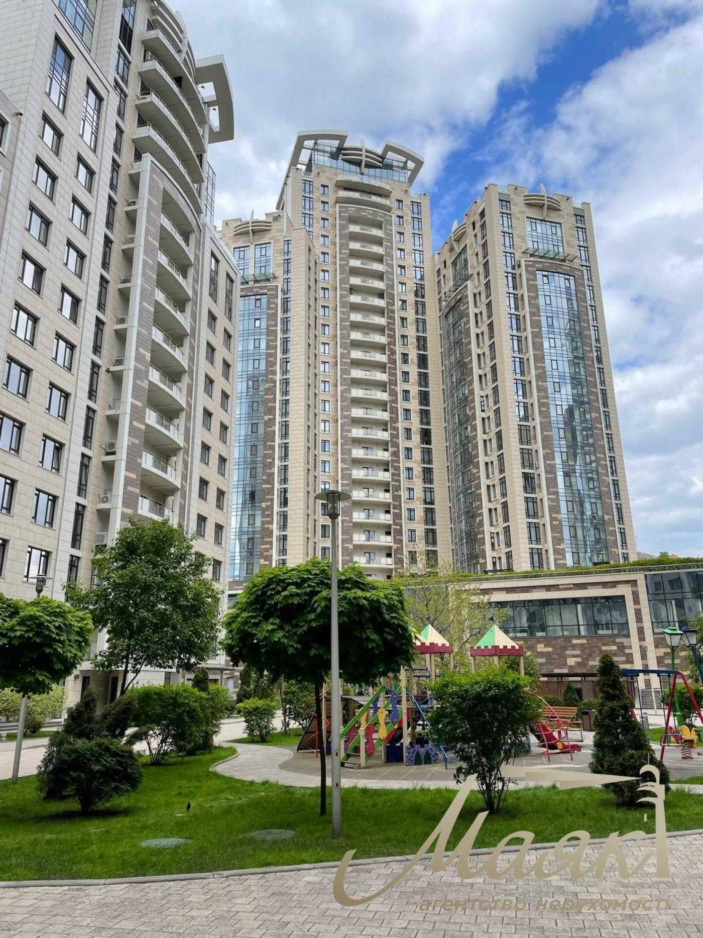 Продажа  помещения 381 кв.м в ЖК Бульвар Фонтанов. Печерск