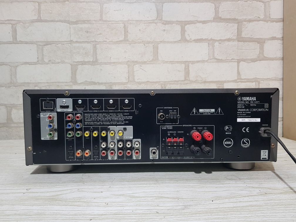 Пульт!5.1АV ресивер/підсилювач Yamaha RX-V371 HDMI 3D 5*100 Вт б/у +2