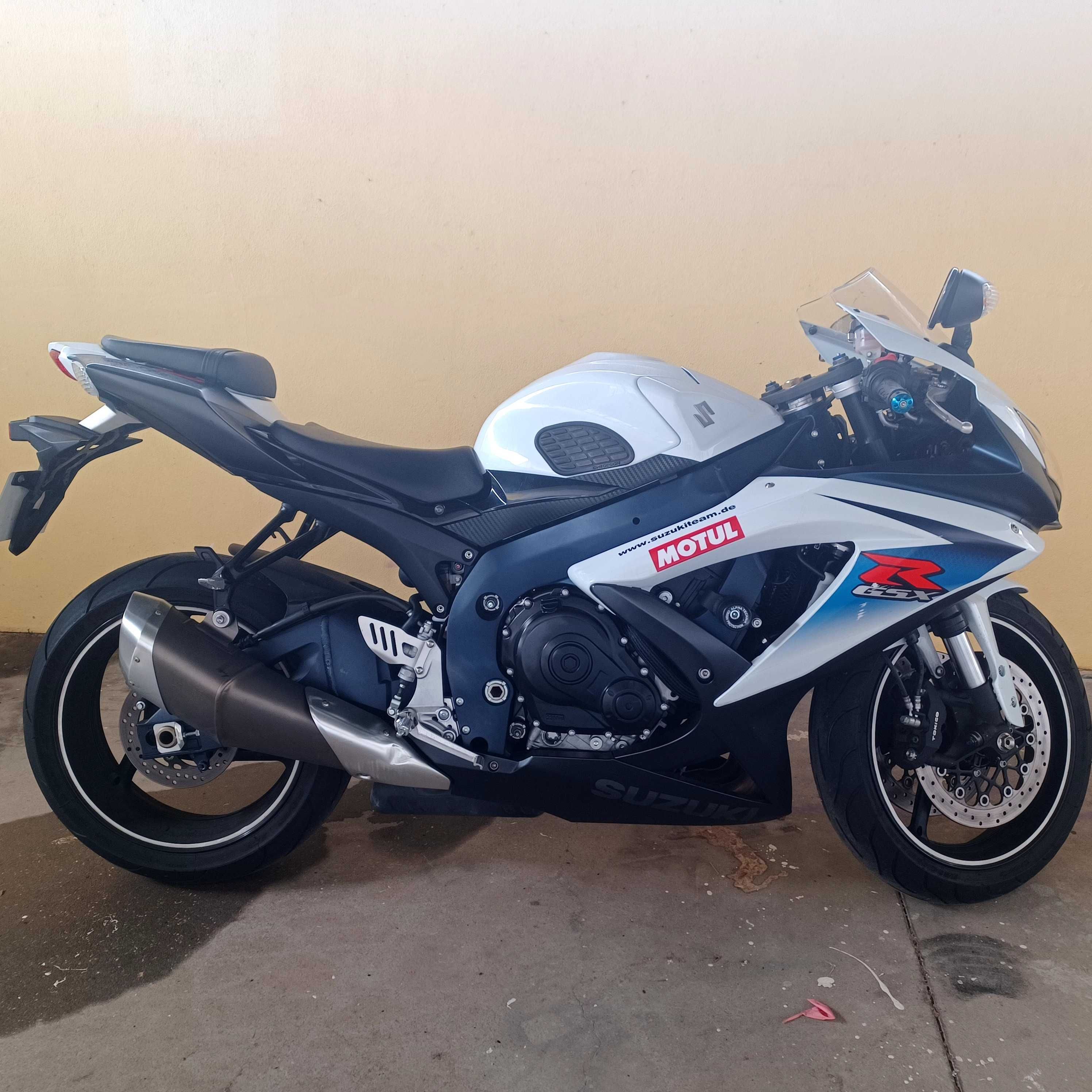 Vendo mota como nova