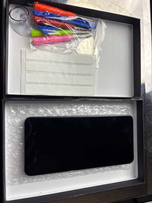 Дисплей з корпусом до SAMSUNG S21 AMOLED В ДОРОЗІ