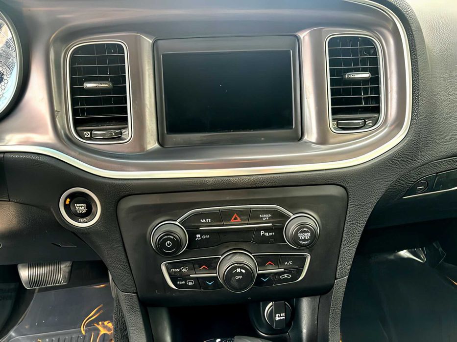 Dodge Charger      2019