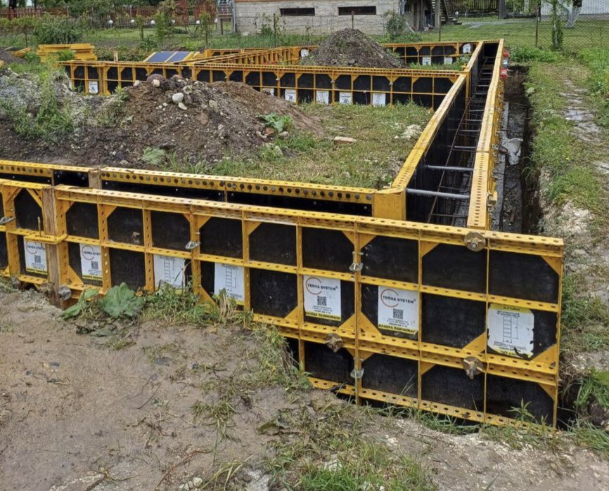 Опалубка оренда / продаж дрібнощитова (полегшена)