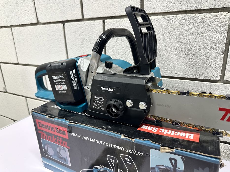 Акумуляторна пила Makita DUC 355z 36v5.0aH
