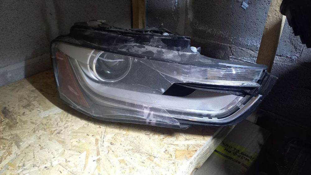 Фара фари Audi A4 B8 бі-ксенон Америка 2011,2012,2013,2014,2015