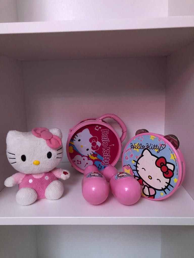 Hello Kitty zabawka  interaktywna  plus instrumenty muzyczne