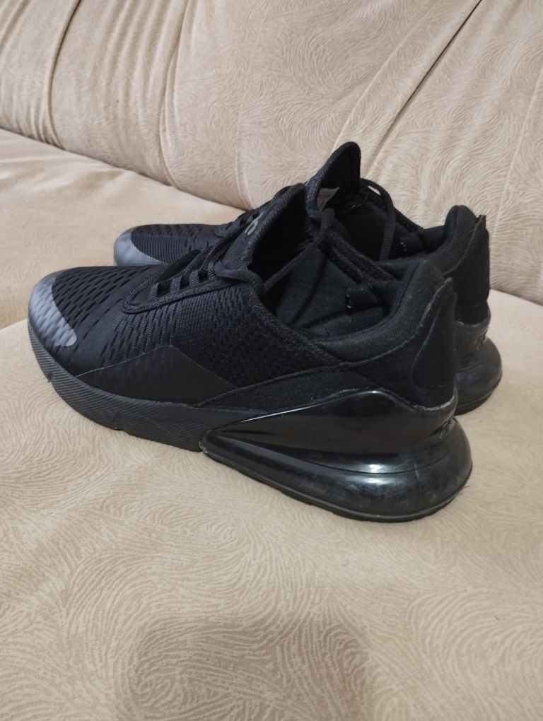 Кросівки чоловічі Nike AIR27C