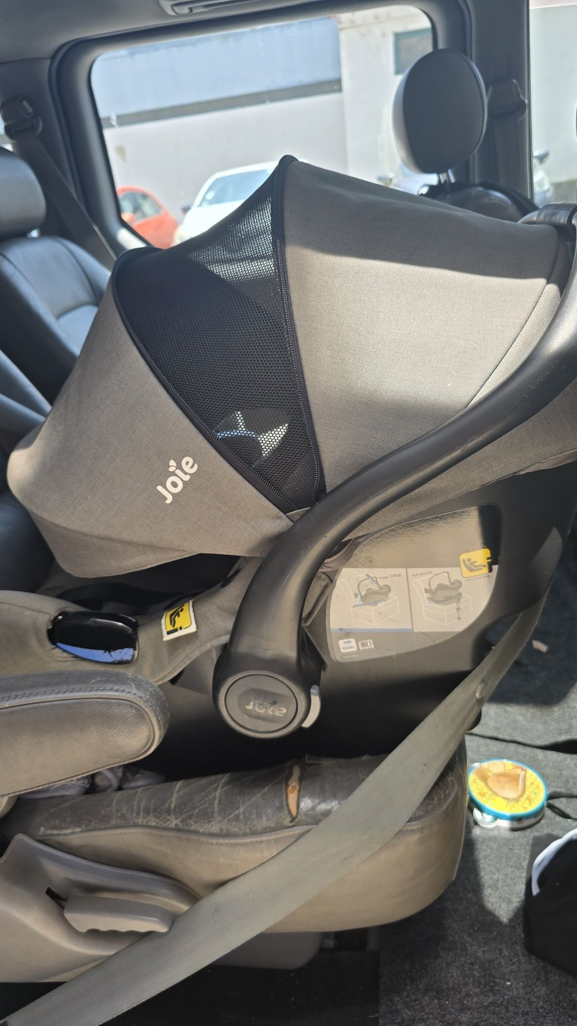 Carrinho joie com.ovo e cadeira