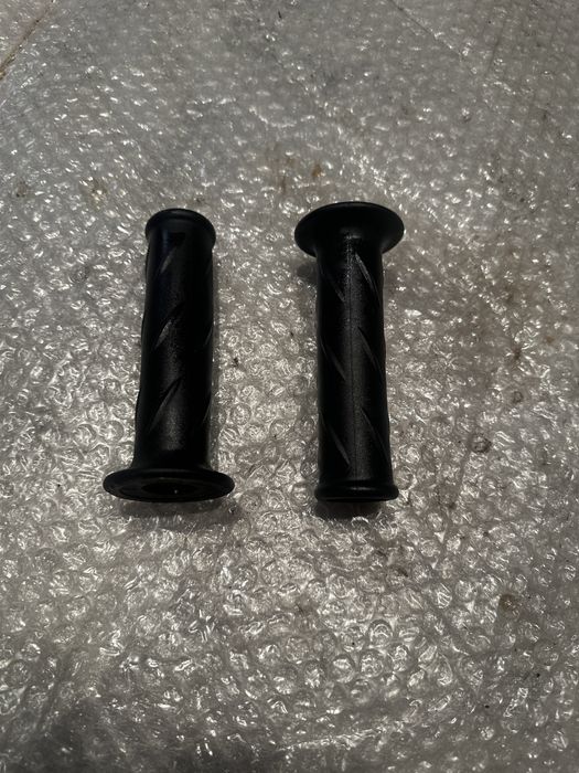 Manetki Gripy Piaggio Beverly KPL V623