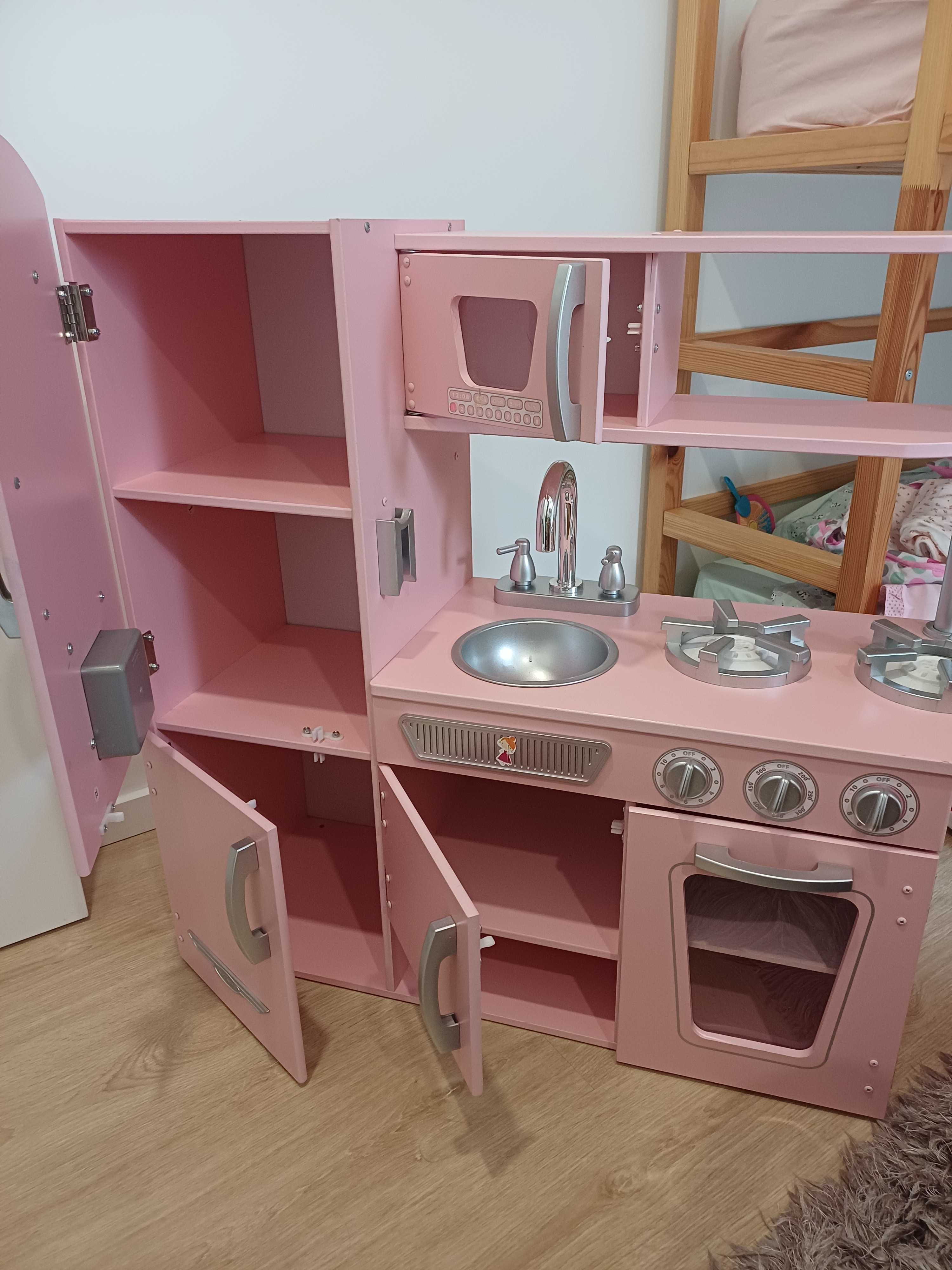 Cozinha em madeira rosa
