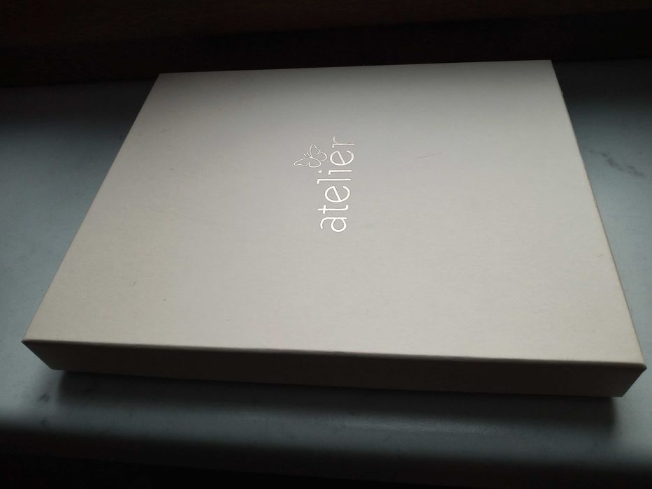 NOWA, posrebrzana ramka na zdjęcie - kwiatki