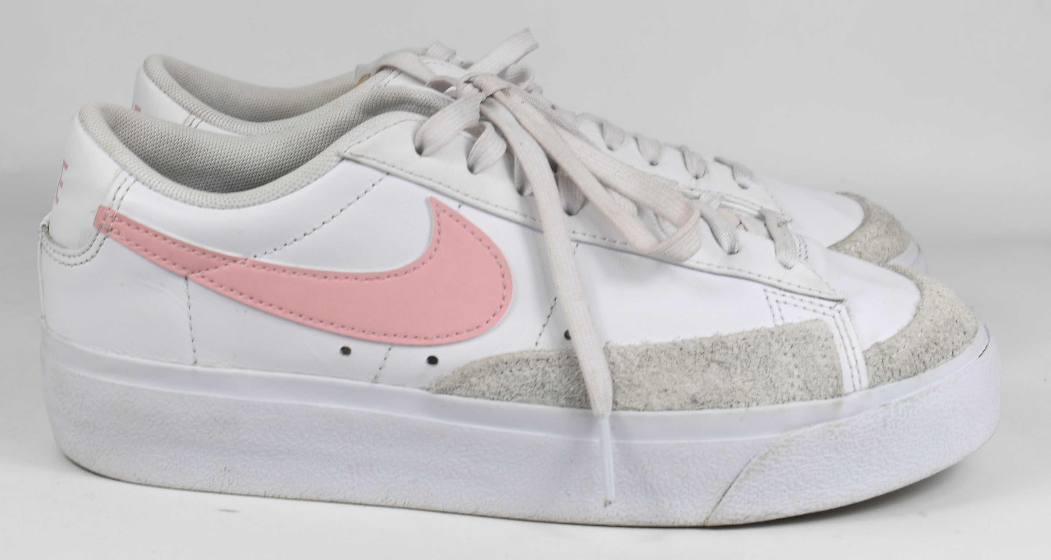 Jak nowe Nike Blazer Low Platform Damskie Białe DJ0292 roz. 40