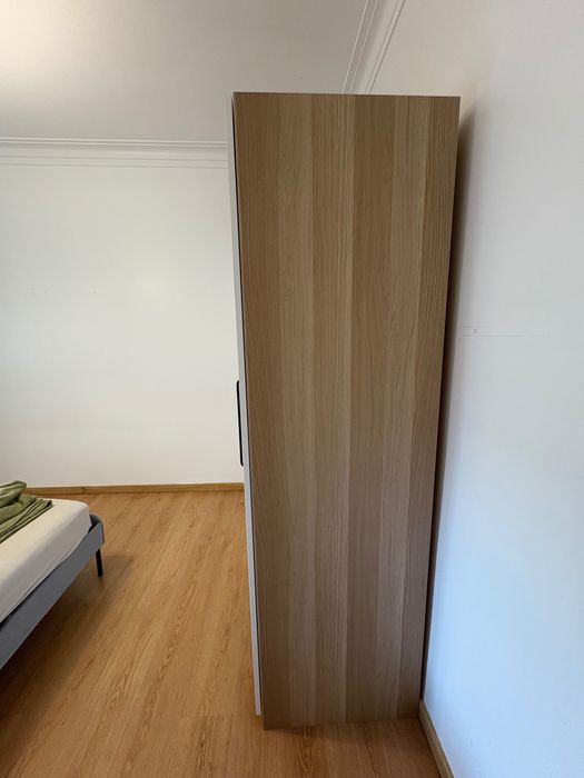 Armario Ikea 4 portas