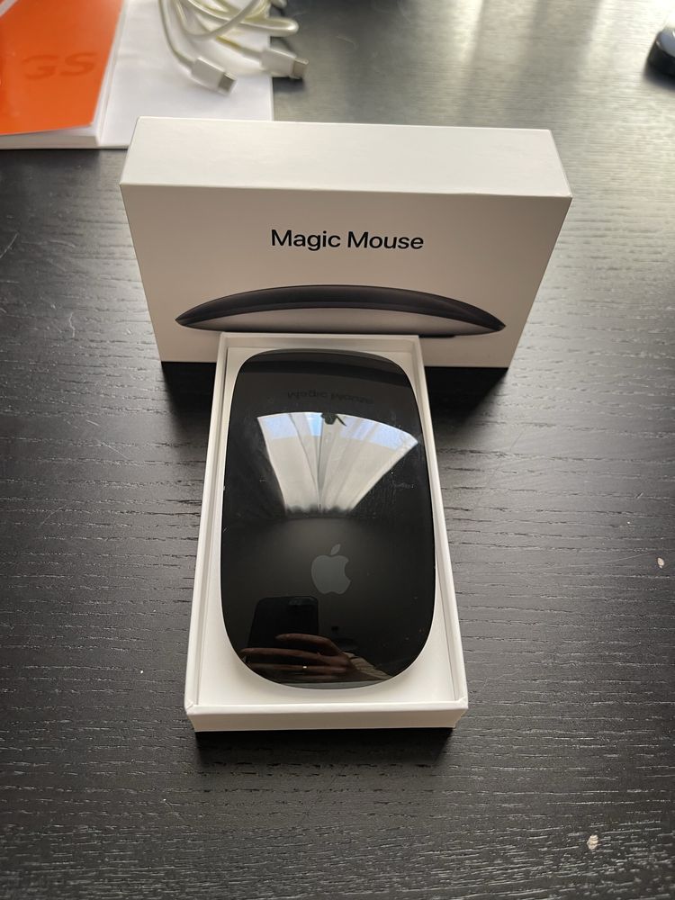 Продаю Magic Mouse