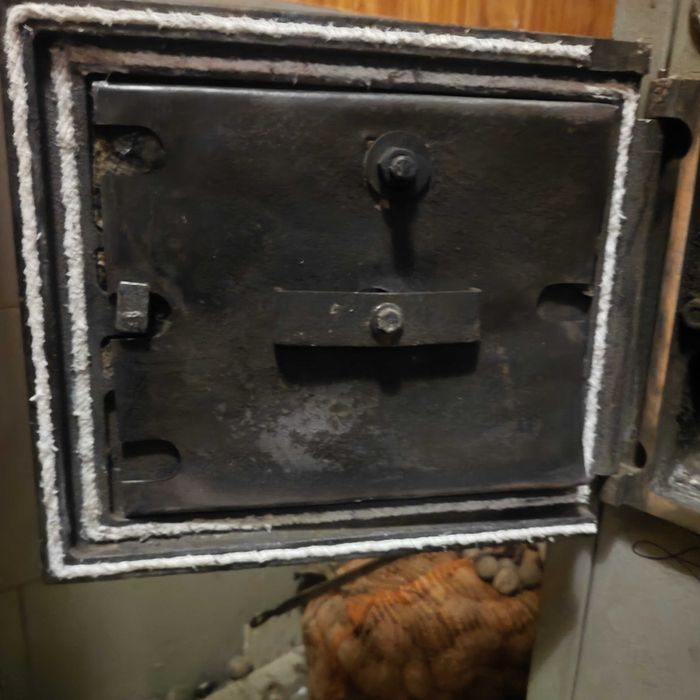 Азбестовий шнур,уплотнітєль котла 5мм