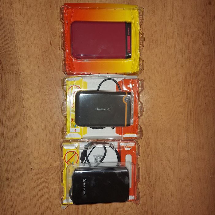 Продам внешний накопитель Trancend