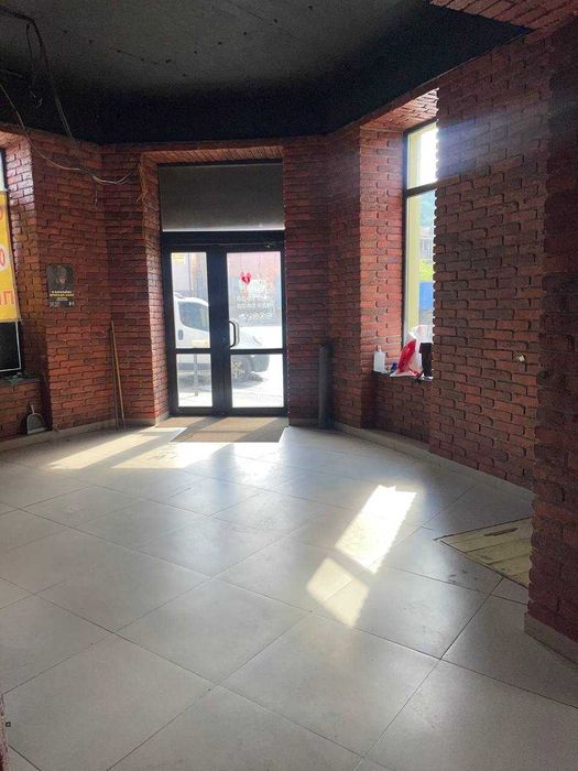 Оренда приміщення на вул. Хмельницького