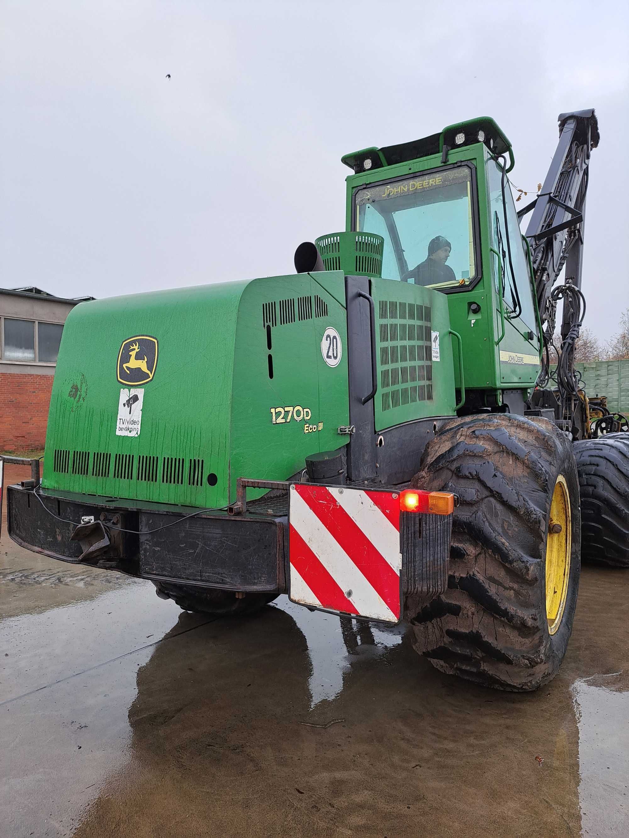 Harvester John Deere 1270 D Eco III 2007r