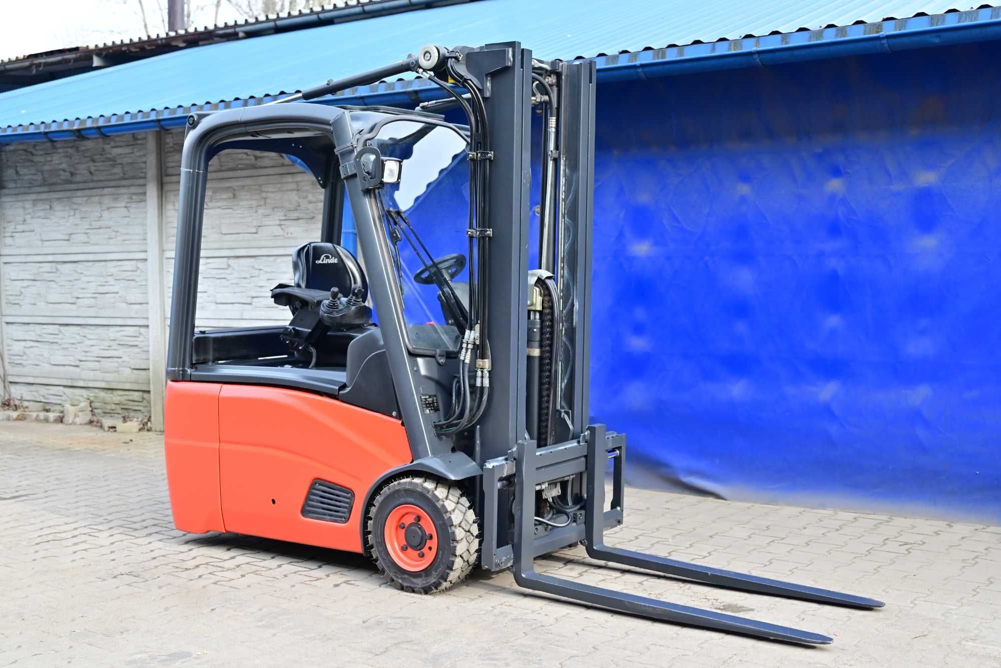 Wózek widłowy Linde E16 Triplex 452 cm 2012 rok 6465 mth FHP 368