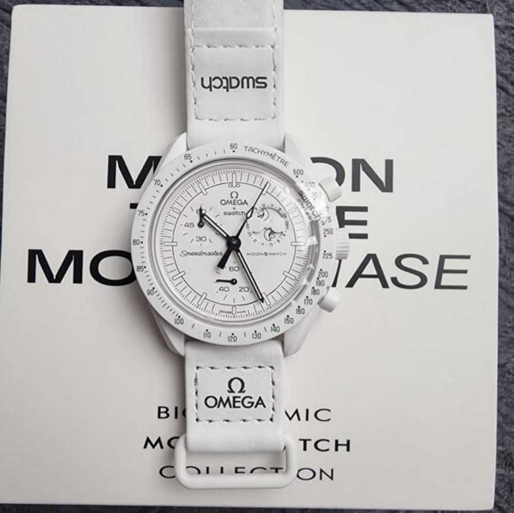 Omega Swatch SO33W700 - Snoopy w Limitowanej Edycji