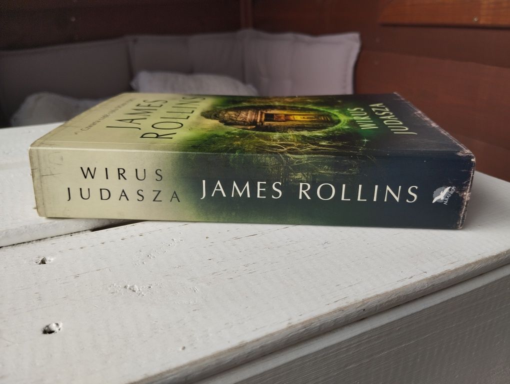 Wirus Judasza James Rollins