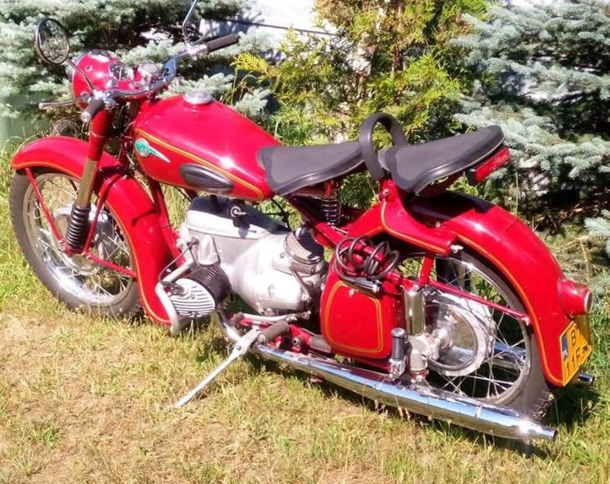 motor zabytek MZ IFA BK 350