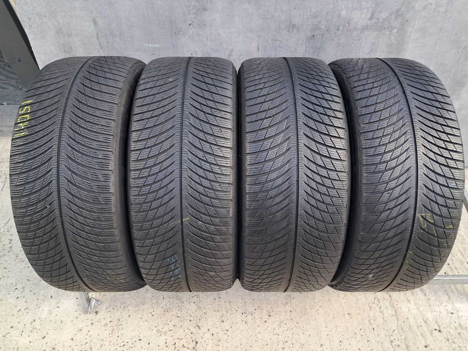 Резина зима 70% протектор Michelin 275/45 R20 Pilot Alpin 5 SUV * RFT