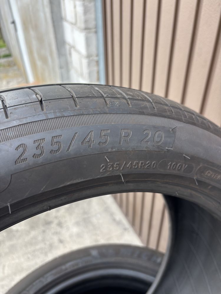 Michelin Primancy 4 DEMO 235/45/20 100V