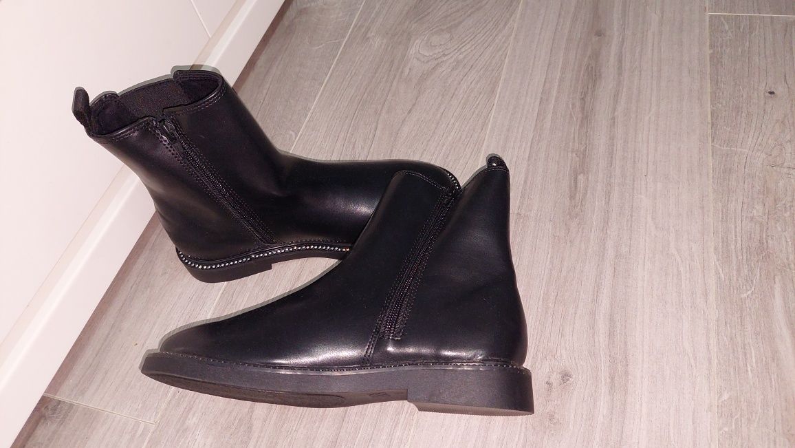 Nowe  czarne botki na jesień Zara r. 36 sztyblety eleganckie