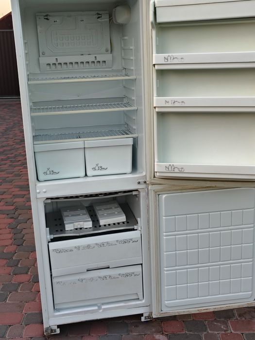 Продам холодильник в робочому стані